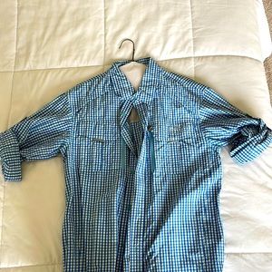 Cabela’s glideware medium longsleeve blue checkered shirt